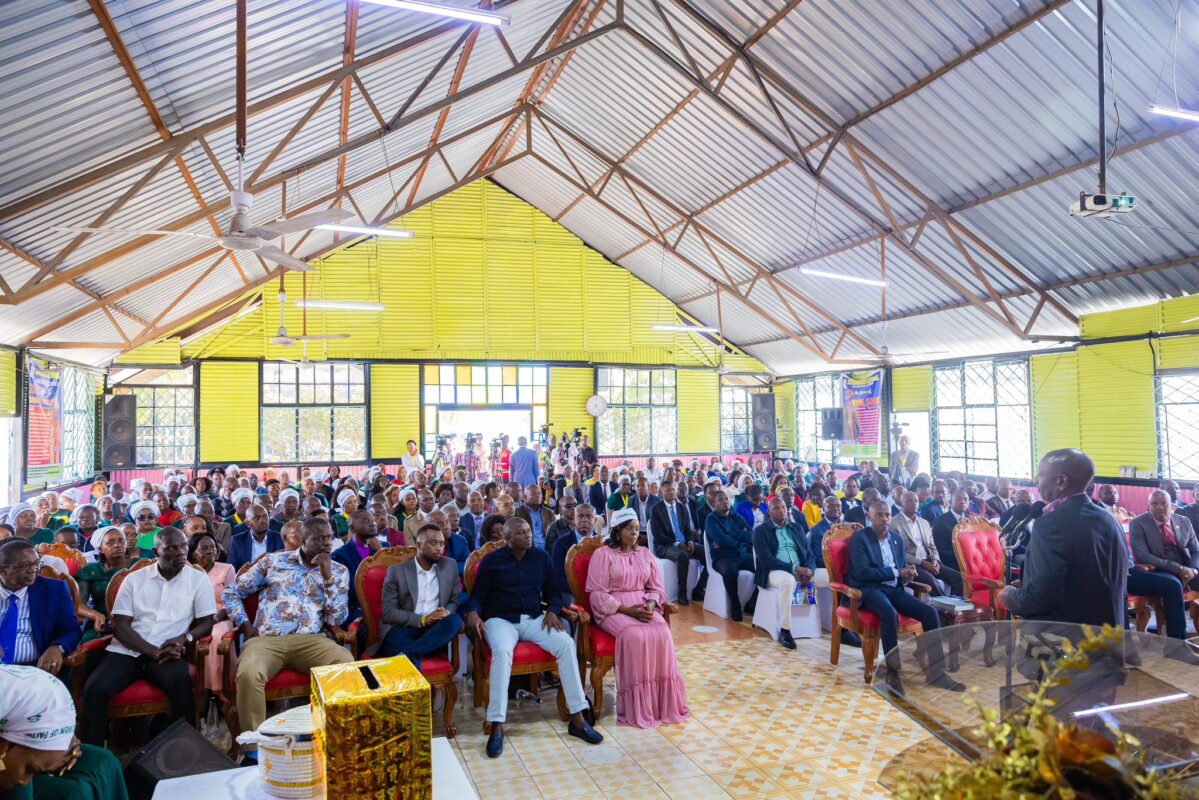 Joining President Ruto for Worship at Steward Revival Pentecostal Church, Embakasi West - Dr. Raymond Omollo